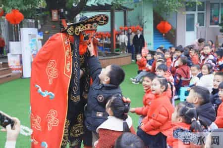 成都市温江区光华实验幼儿园庆元旦活动顺利举行