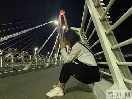 扎心真相：孩子疏远你不是因为忙，是因为“记仇”