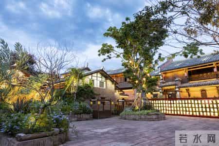 人老了不能自理，谁都靠不住，自己能活就活，这话真扎心