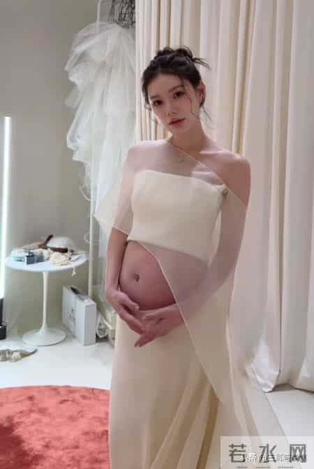 马筱梅首晒孕肚，很瘦孕期只胖了肚子，已经给孩子准备好了婴儿房