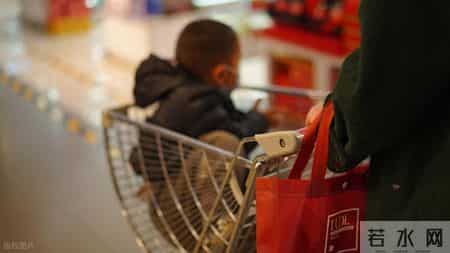 当你对孩子说：这个太贵了，我们去网上买，会有意想不到的结果