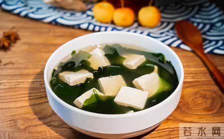 海带再次被关注！医生发现：胃酸反流患者常吃海带，或出现6改善