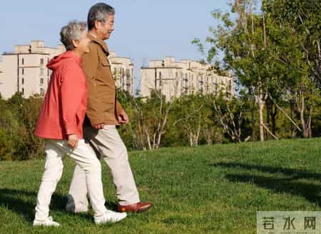 研究发现：每天走路达到这个量，体重会下降，心脏会更健康！