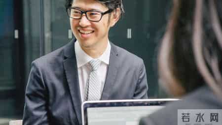 清华夫妻失业惊醒多少人？35岁危机真相，中产本就是伪命题