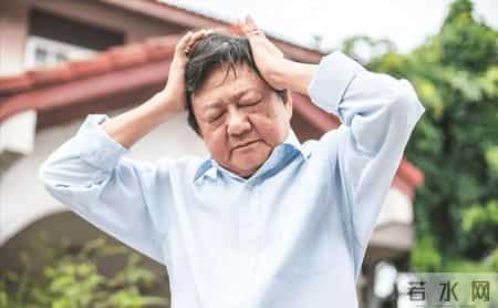 多名医生发现：脑出血抢救过来的人，基本都有这3共性，要谨记