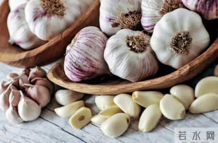 人人都怕癌，但癌细胞怕的这4种食物！每天吃一点，癌症绕或道走