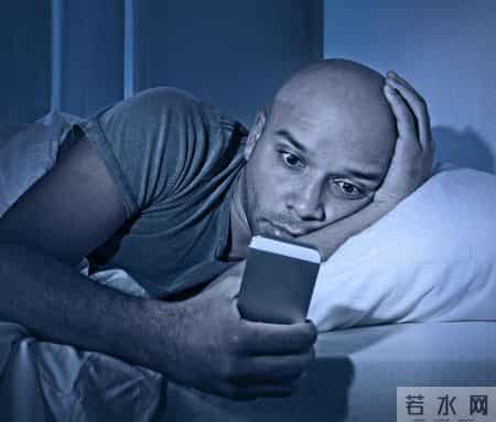 医生多次强调：最伤心脏的行为不是运动，而是频繁做这4件事！