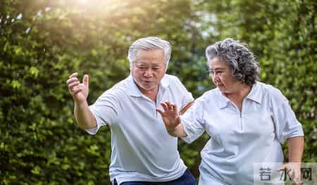 医生含泪提醒：男性戒掉吸烟，用不了多久，身体或有这 9 个改变