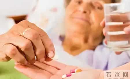 高龄老人不用吃他汀？权威研究：65岁以上高危者吃了更长寿