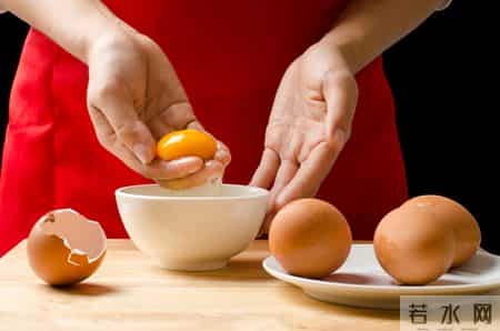 调查发现：不吃花生和鸡蛋的人，胆固醇马上就降低了？可信吗