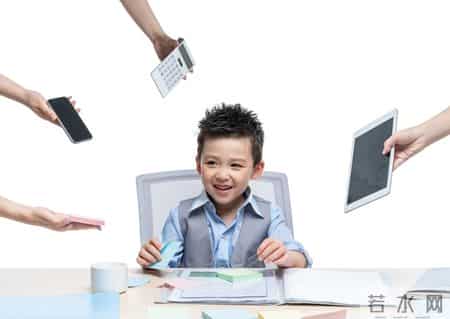 孩子越管越拖拉？北大六院曝光：92%家长剪断了“自控神经”！