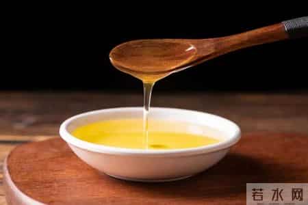 一勺猪油等于五副药？医生苦劝：高血压患者吃猪油，要牢记这4点