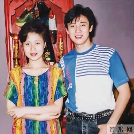 那个连登14次春晚的歌坛巨星，如今家产被拍卖住进"养老院"？