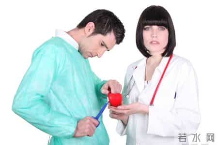 医生建议冠心病人：别太节省，多吃4物