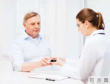 糖尿病恶化的5个身体信号！医生警告：出现1个就该重视，别再拖了