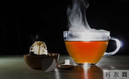 茶叶再次被关注！医生发现：高血脂人常喝茶，或出现这些变化