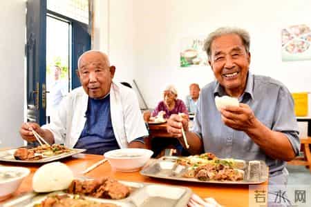 生姜是脑梗 “杀手”？医生劝告：想大脑健康，这 5 物建议多吃