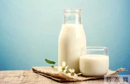 什么时间喝牛奶最好？提醒：最好这3个时间段喝，早知道早受益
