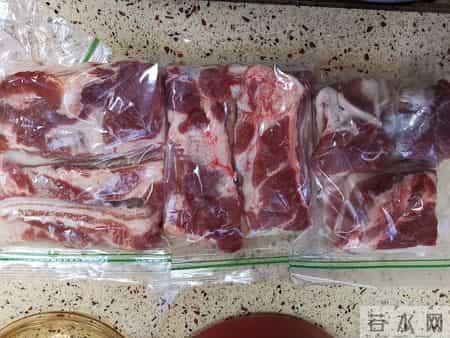 医生提醒！冰箱里这3样东西快扔掉，尤其第一种，很多家庭都在用