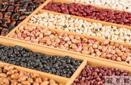 鸡蛋能不能天天吃？医生建议：过了70岁以后，吃鸡蛋牢记5个关键