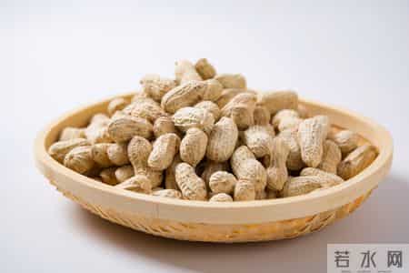 研究发现：不吃花生和鸡蛋的人，胆固醇马上就降低了？可信吗