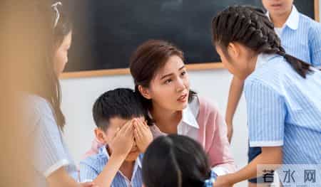 入园前必须掌握的5项“生存技能”，学会的宝宝不哭不闹，适应快