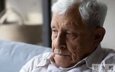 每吃一次，大脑萎缩就快一步？劝告：6物或是老年痴呆催化剂