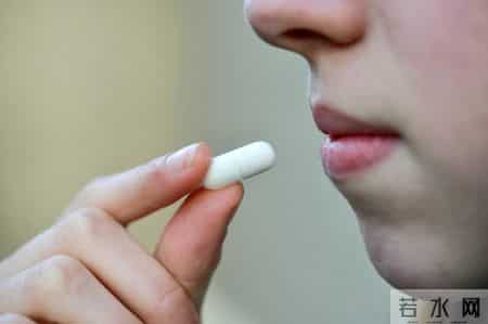 钙片再次成为关注中心！医生发现：吃钙片后，千万多留意这4点！