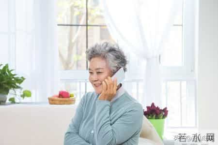 宁愿独居也不跟儿子同住，戳中老人心声：忍气吞声不如独自清净！