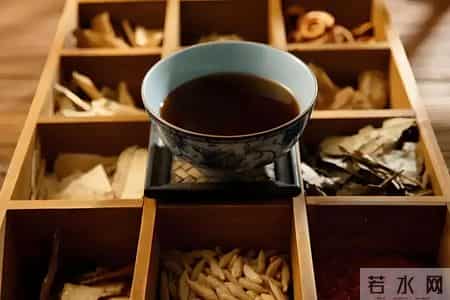 孩子长得慢、脾胃差，这两个“时段”饿一饿，生长激素加倍分泌