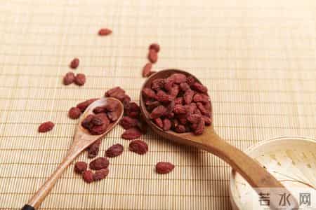 枸杞这样吃很危险！医生多次提醒：很多人还在继续吃，要尽快改正