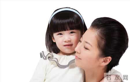 孩子从小“黏妈”和“不黏妈”，长大后差别真的挺大，父母别不信