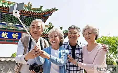 别不信！老人超过80岁，直接给子女带来三大福报