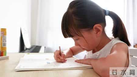 上天正在悄悄庇佑，你家孩子终将成龙成凤，幸福一生