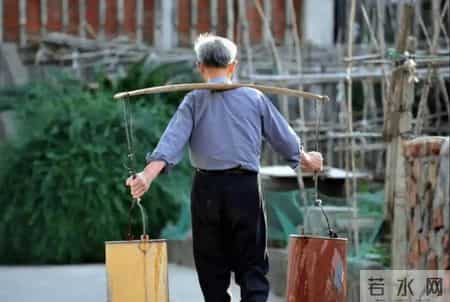 医生建议：老人一旦超过69，立刻停止这几种行为，不利于身体健康