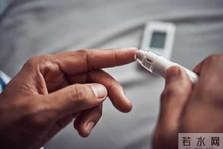 气温下降！提醒糖尿病人，牢记：1不碰，2不洗，4要吃，要了解！