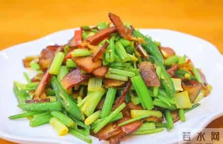 腊肉再次被关注！医生发现：甲状腺患者喜欢吃腊肉，要注意这5点