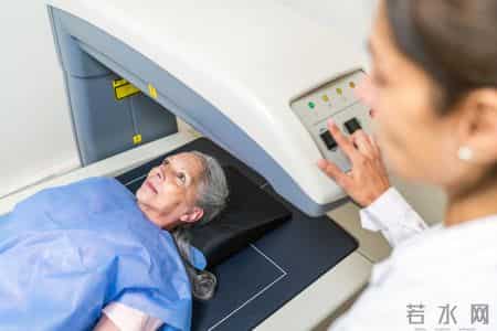 吃饭8分饱被推翻了？医生调查：过了55岁，吃饭尽量要做到这6点