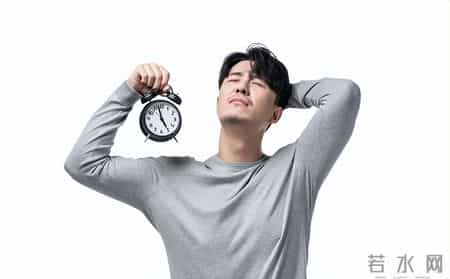 睡觉7小时错了？医生提醒：过了60岁，睡眠要做到这4个细节