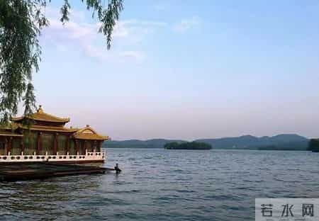 老了才明白，六十岁以后还在打工的，无非是这几种人