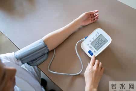 血压高和吃醋有关？医生提醒：年纪大的人，千万要注意这4件事