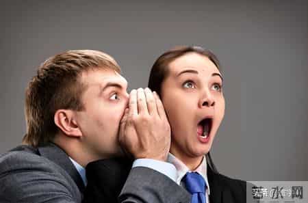 晒薪被开除，人肉被曝光，普通打工人咋成了仇富新目标？