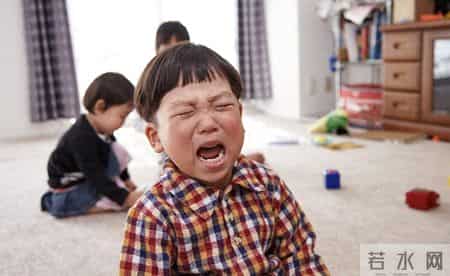 发现一个怪现象：在家没受过欺负的孩子，在外边永远不会受欺负！