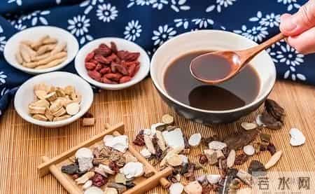 查出肺结节别乱吃！3种常见“养肺散结宝”，消掉双肺多发结节