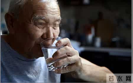 一滴也别喝！科学家发现，2020年全球有74万人因饮酒患癌