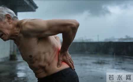 一降温就腰痛？医生：1个有效缓解腰痛的办法，效果立竿见影