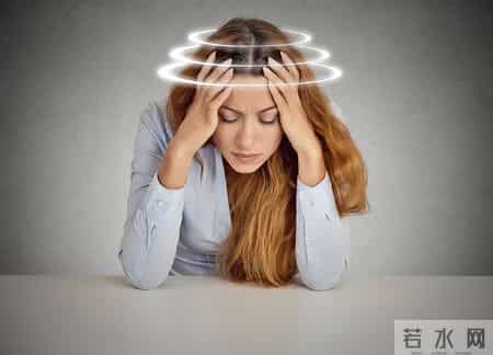 女性因缺铁贫血头晕！医生提醒：平时少吃点甜食，要多吃几物