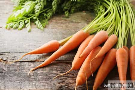 癌症最怕：9种“碱性食物”要常吃！激活免疫力，抵抗体内癌细胞