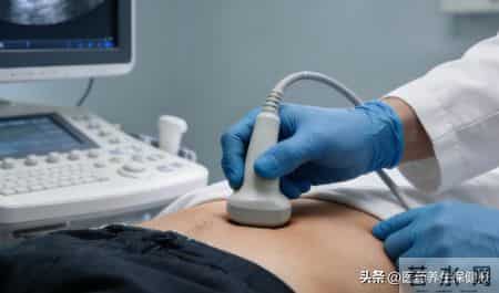 别等肾损伤不可逆！肾小球肾炎藏得深，这些预警症状一定要早察觉