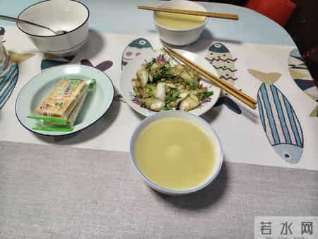 早上的空腹血糖6.4，再次说明，运动没有立竿见影的降糖效果